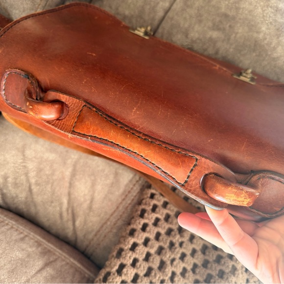 Classic Brown Leather Men's Bag - Picture 15 of 15